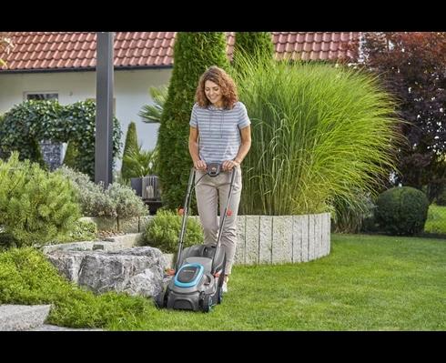Gardena PowerMax 32/18V P4A komplett (4,0Ah batteri + standardladdare)